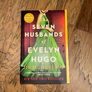 The Seven Husbands of Evelyn Hugo